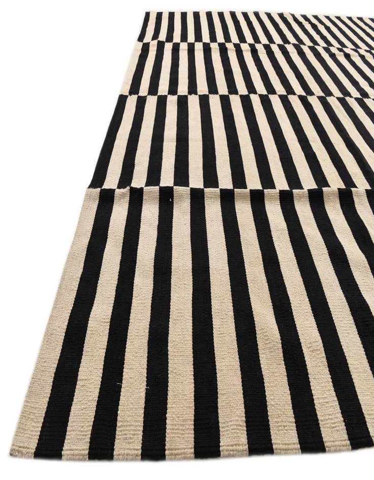 Detail image of  8' 2 x 11' 2  Hand Woven Kilim Modern Wool Rug