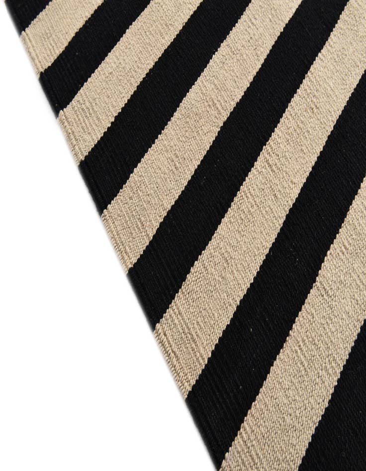 Detail image of  8' 2 x 11' 2  Hand Woven Kilim Modern Wool Rug