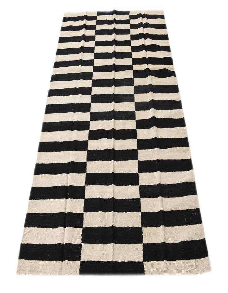 Detail image of  4' 2 x 5' 10  Hand Woven Kilim Modern Wool Rug