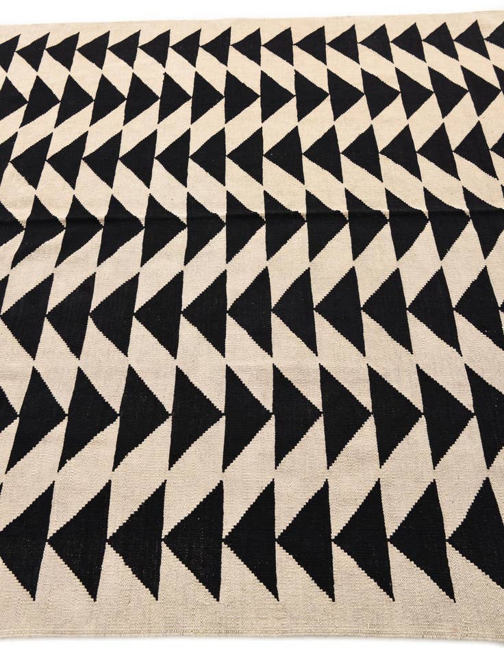 Detail image of  6' 7 x 9' 5  Hand Woven Kilim Modern Wool Rug