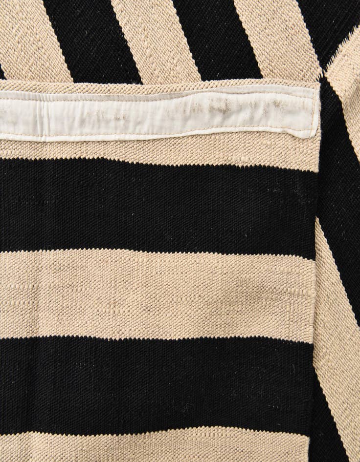 Detail image of  5' 8 x 8'  Hand Woven Kilim Modern Wool Rug