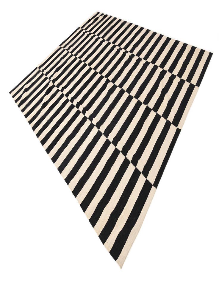 Detail image of  8' 3 x 9' 10  Hand Woven Kilim Modern Wool Rug