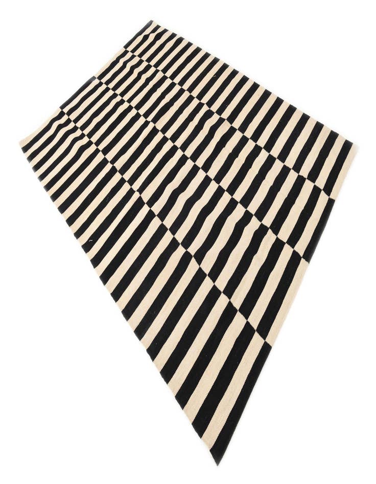 Detail image of  5' 7 x 8'  Hand Woven Kilim Modern Wool Rug