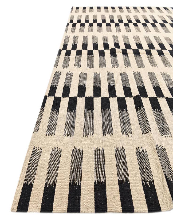 Detail image of  7' x 9' 4  Hand Woven Kilim Modern Wool Rug