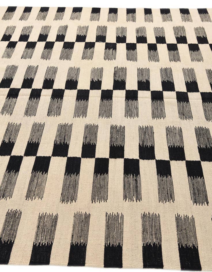 Detail image of  7' x 9' 4  Hand Woven Kilim Modern Wool Rug