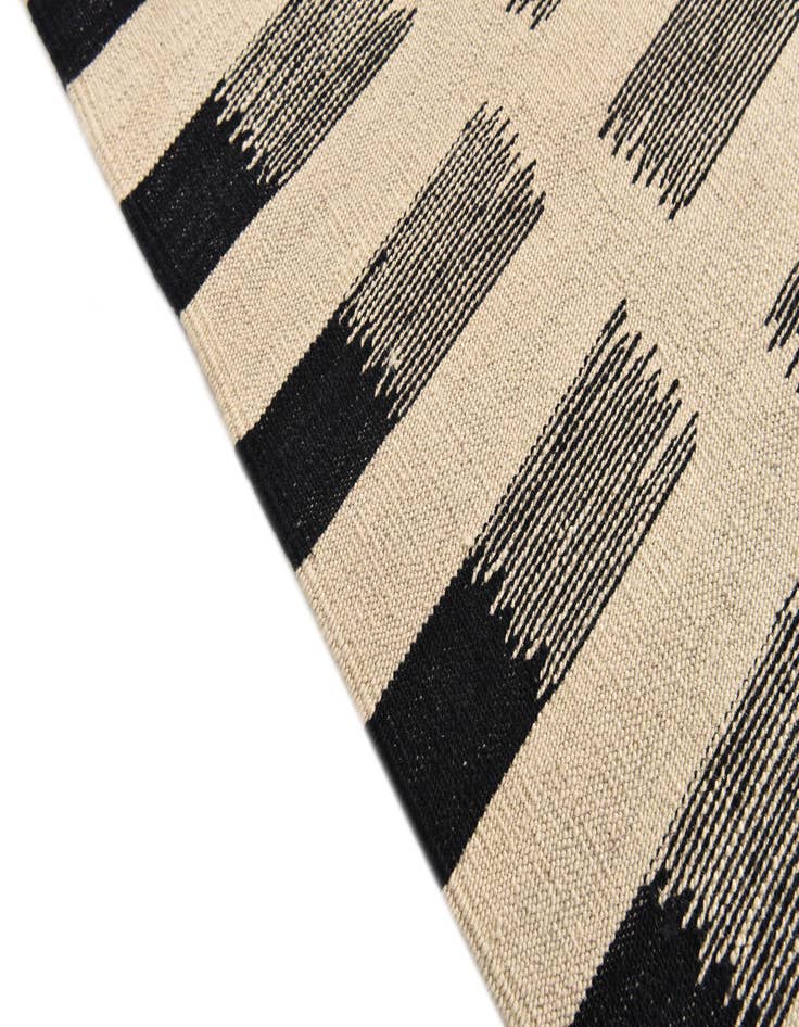 Detail image of  7' x 9' 4  Hand Woven Kilim Modern Wool Rug
