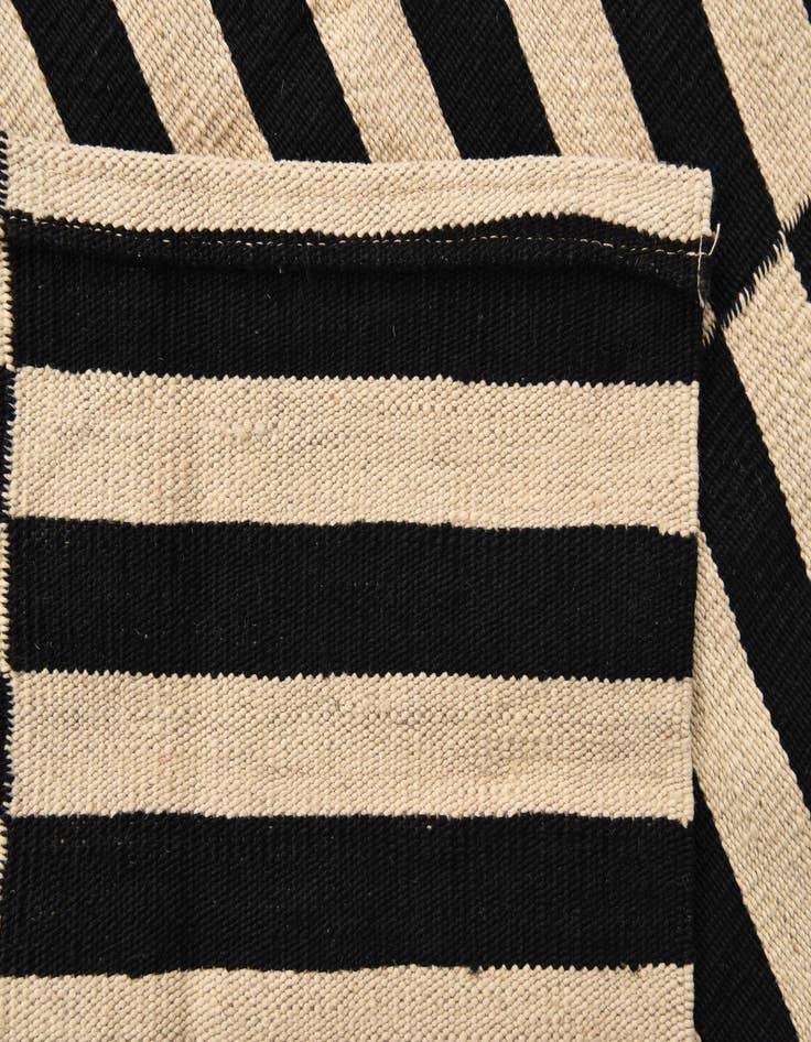 Detail image of  3' 4 x 4' 8  Hand Woven Kilim Modern Wool Rug