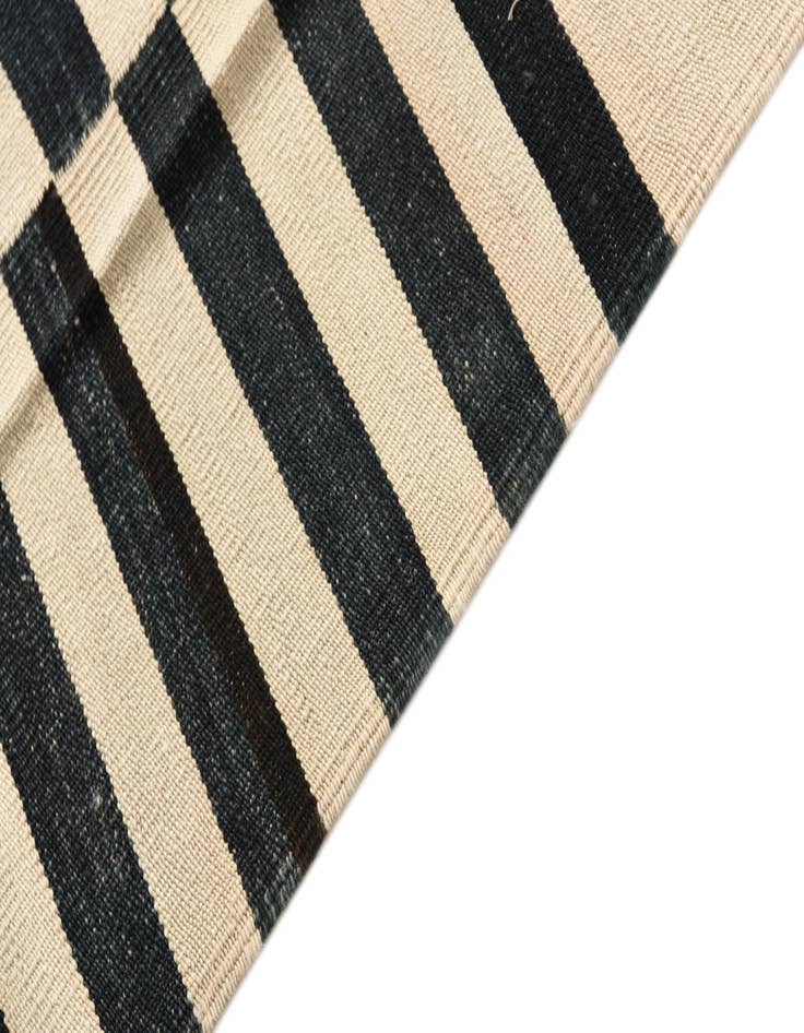 Detail image of  4' x 5' 9  Hand Woven Kilim Modern Wool Rug