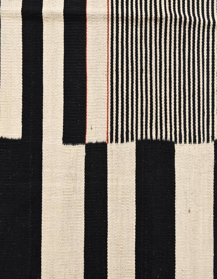 Detail image of  8' 3 x 9' 5  Hand Woven Kilim Modern Wool Rug