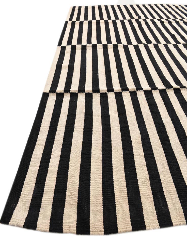 Detail image of  8' x 11'  Hand Woven Kilim Modern Wool Rug