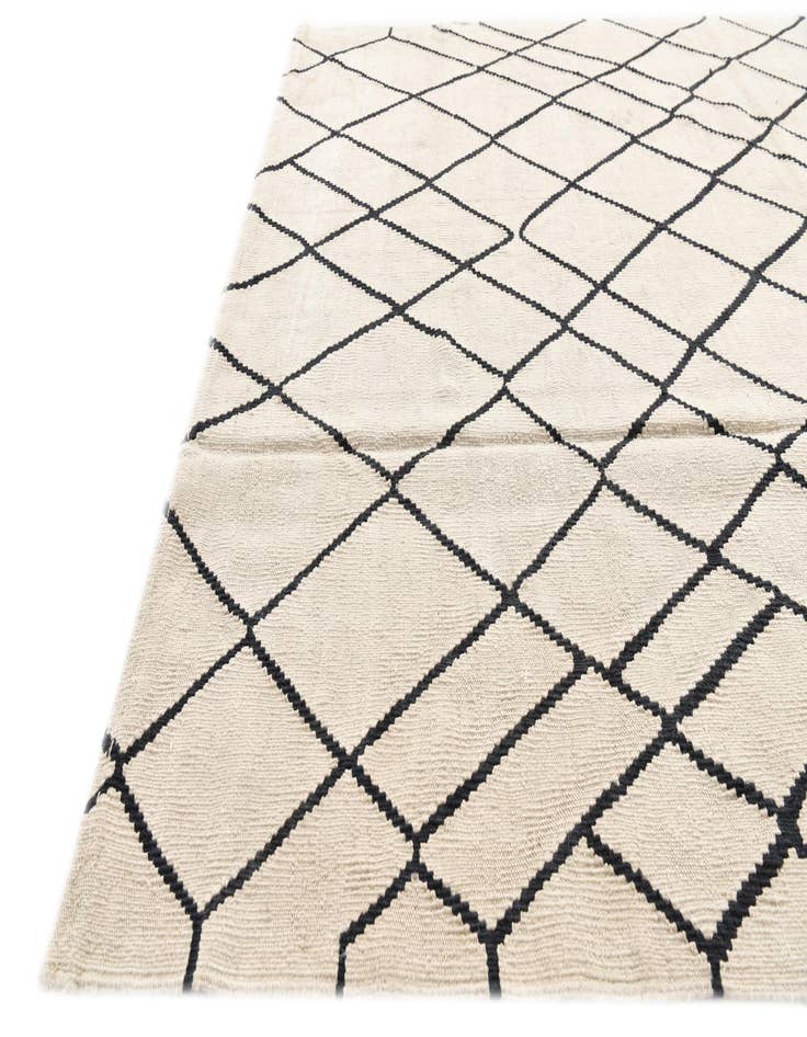 Detail image of  5' 1 x 6' 6  Hand Woven Kilim Modern Wool Rug