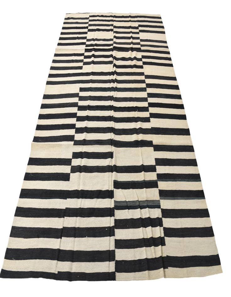 Detail image of  6' 10 x 9' 8  Hand Woven Kilim Modern Wool Rug