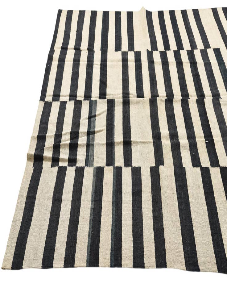 Detail image of  6' 10 x 9' 8  Hand Woven Kilim Modern Wool Rug