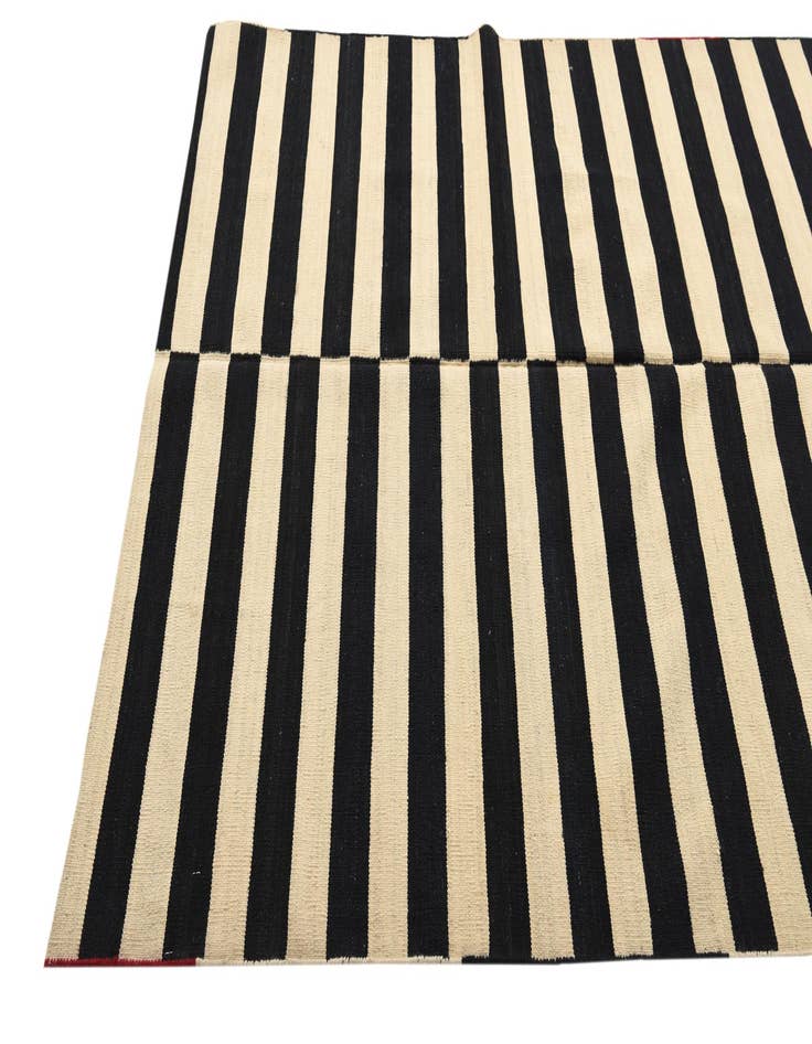 Detail image of  5' 2 x 6' 6  Hand Woven Kilim Modern Wool Rug