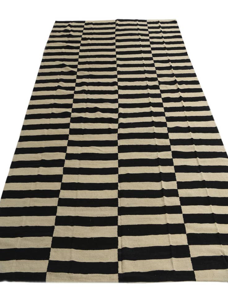 Detail image of  8' 1 x 9' 8  Hand Woven Kilim Modern Wool Rug