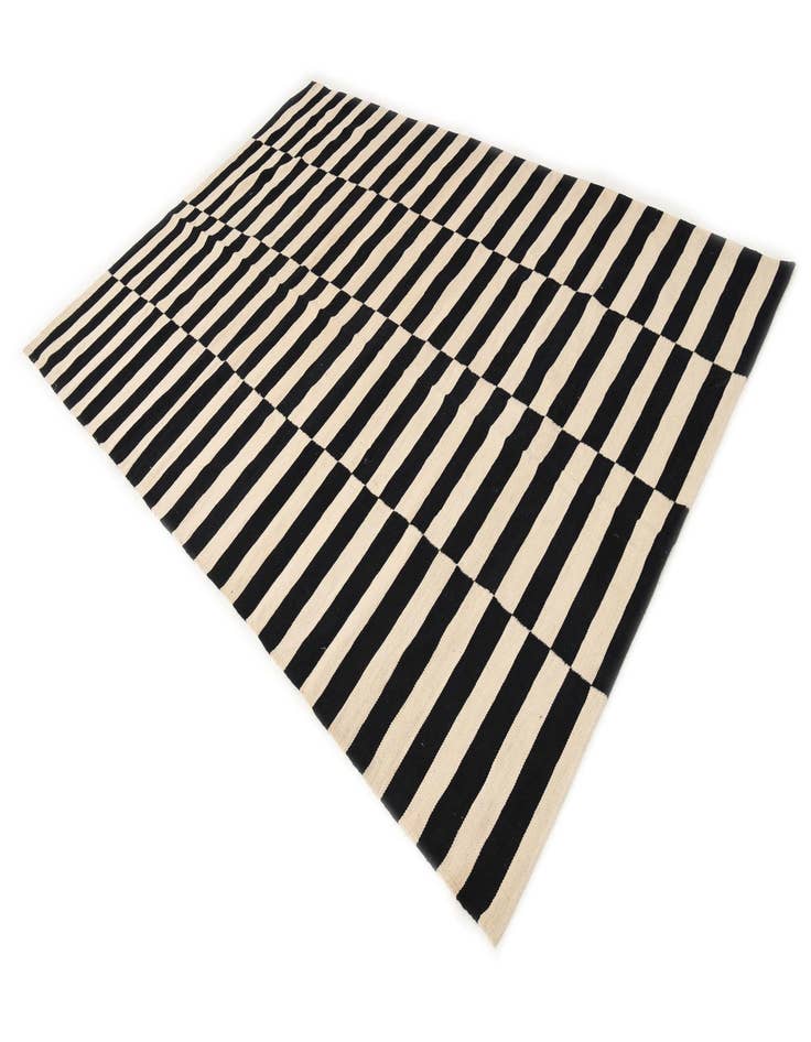 Detail image of  6' 8 x 9' 9  Hand Woven Kilim Modern Wool Rug