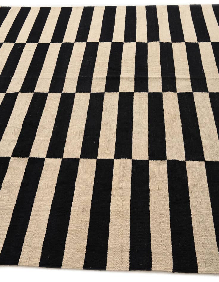 Detail image of  6' 8 x 9' 9  Hand Woven Kilim Modern Wool Rug