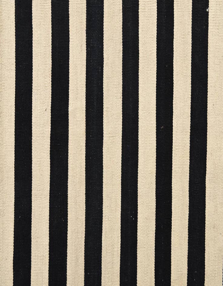 Detail image of  8' 3 x 11'  Hand Woven Kilim Modern Wool Rug