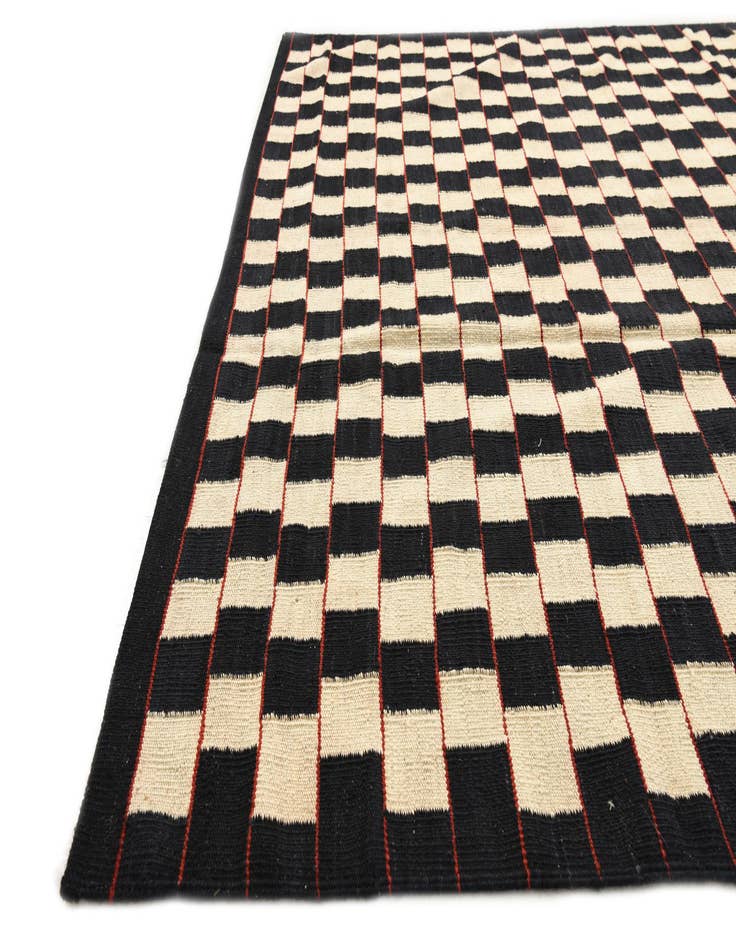 Detail image of  5' 9 x 7' 7  Hand Woven Kilim Modern Wool Rug