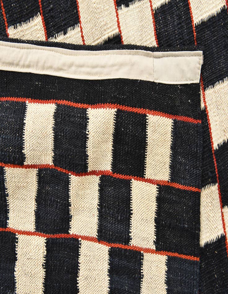 Detail image of  6' 9 x 9' 5  Hand Woven Kilim Modern Wool Rug