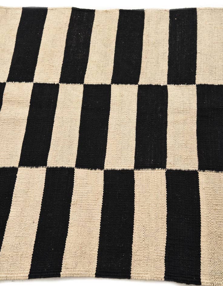 Detail image of  2' 8 x 3' 10  Hand Woven Kilim Modern Wool Rug