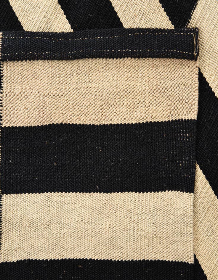 Detail image of  3' 4 x 4' 9  Hand Woven Kilim Modern Wool Rug