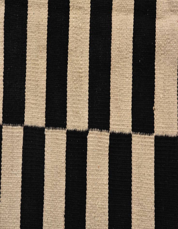 Detail image of  3' 6 x 4' 11  Hand Woven Kilim Modern Wool Rug