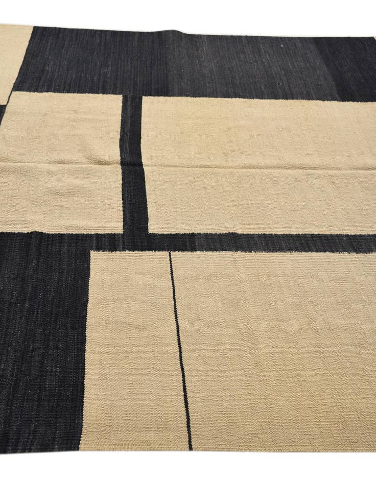 Detail image of  6' 1 x 7' 5  Hand Woven Kilim Modern Wool Rug