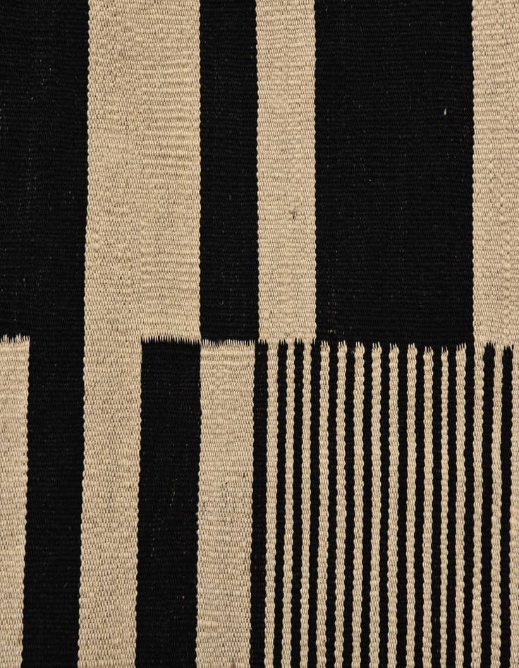 Detail image of  5' x 6' 8  Hand Woven Kilim Modern Wool Rug