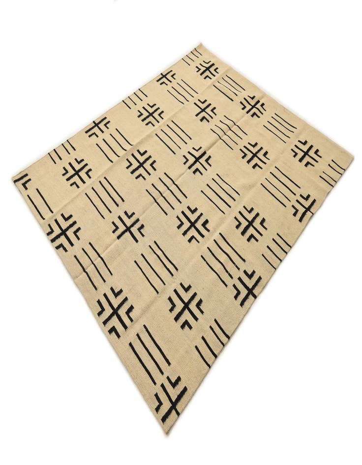 Detail image of  5' 4 x 6' 7  Hand Woven Kilim Modern Wool Rug