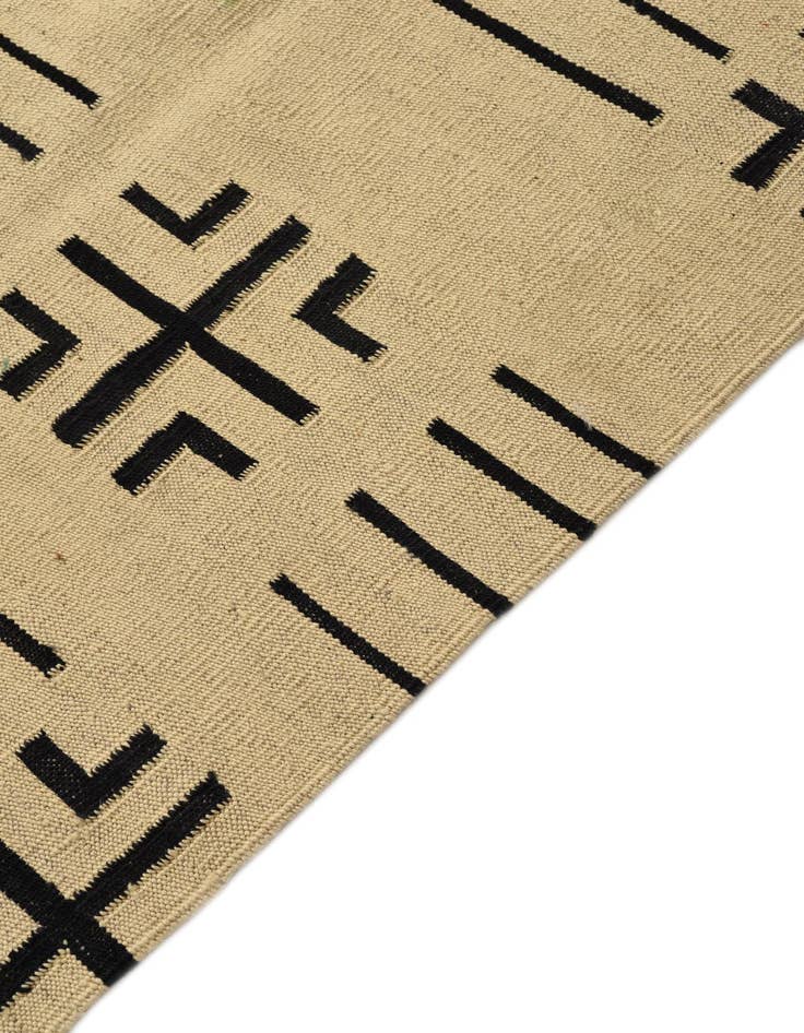 Detail image of  5' 4 x 6' 7  Hand Woven Kilim Modern Wool Rug