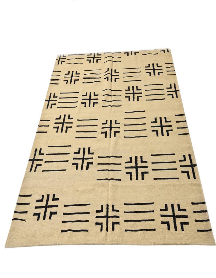 Detail image of  5' 5 x 6' 6  Hand Woven Kilim Modern Wool Rug