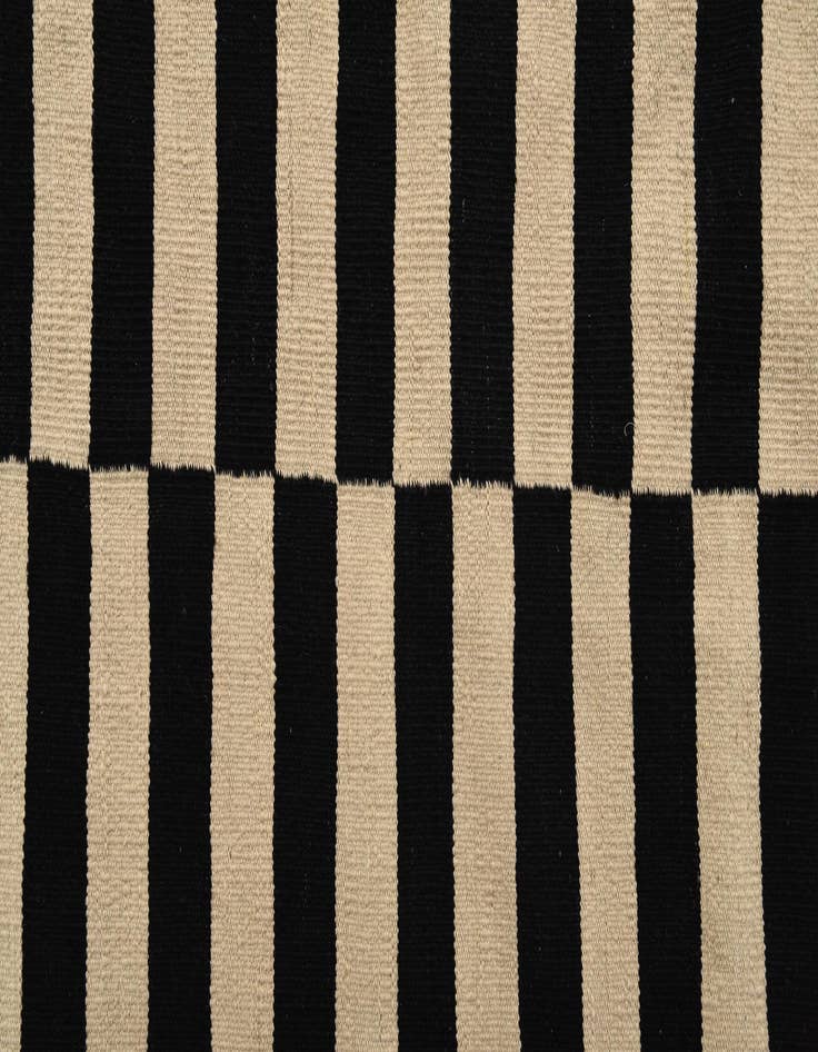 Detail image of  5' 7 x 7' 8  Hand Woven Kilim Modern Wool Rug