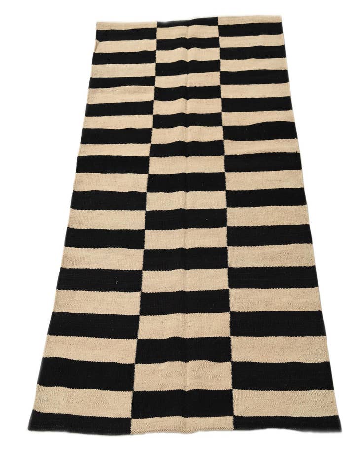 Detail image of  3' 3 x 4' 9  Hand Woven Kilim Modern Wool Rug