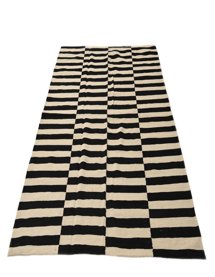 Detail image of  5' 4 x 7' 10  Hand Woven Kilim Modern Wool Rug