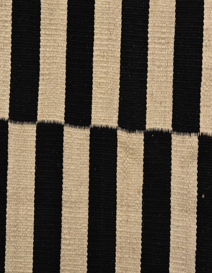 Detail image of  3' 4 x 4' 9  Hand Woven Kilim Modern Wool Rug
