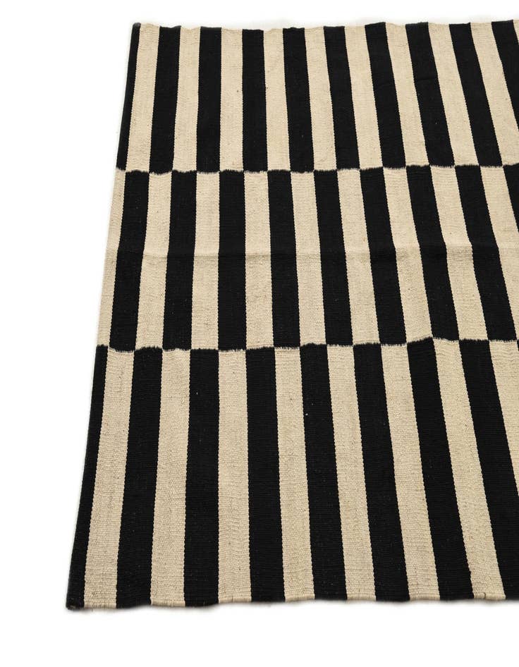 Detail image of  3' 5 x 4' 7  Hand Woven Kilim Modern Wool Rug