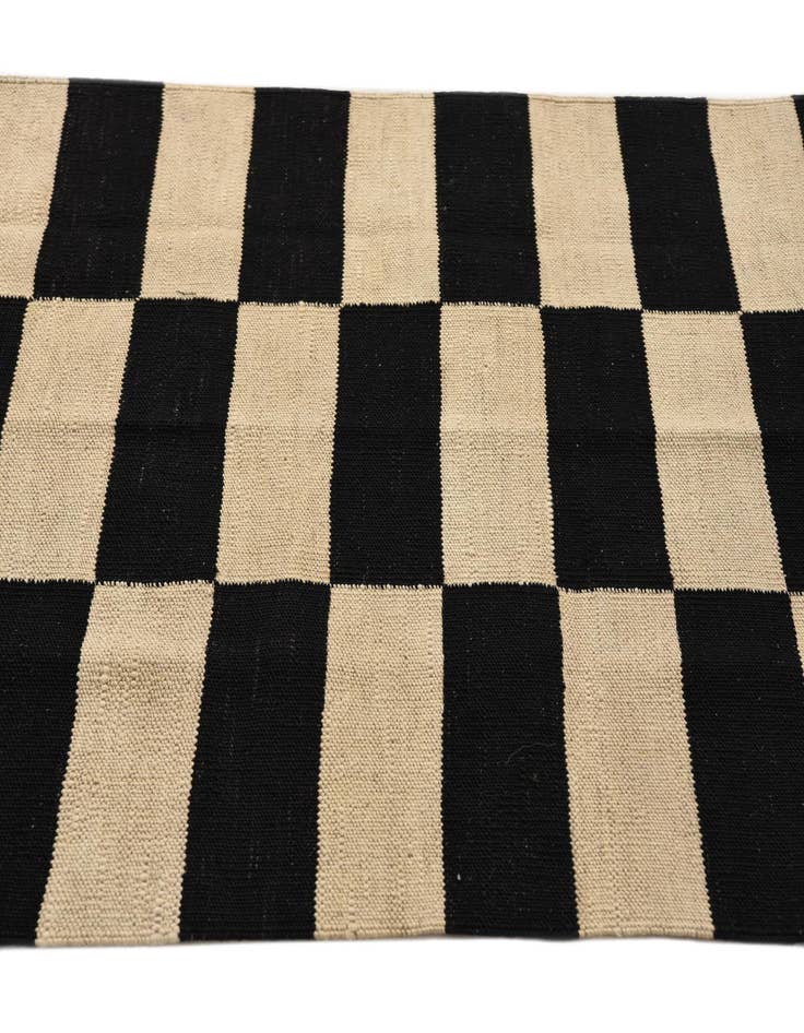 Detail image of  2' 7 x 4' 10  Hand Woven Kilim Modern Wool Rug