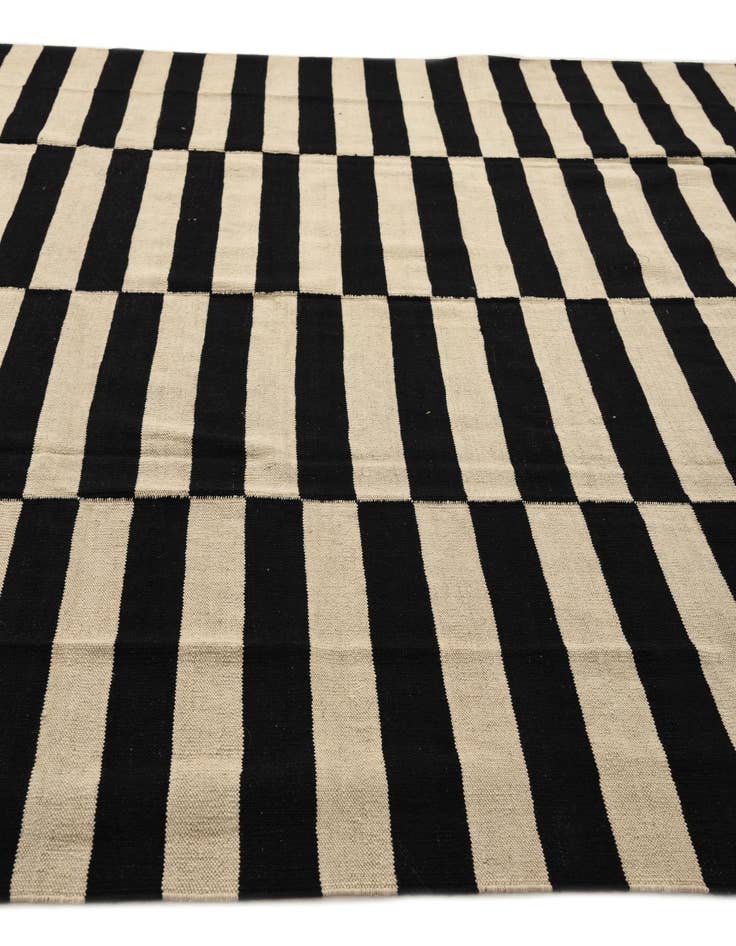 Detail image of  8' 2 x 11' 1  Hand Woven Kilim Modern Wool Rug