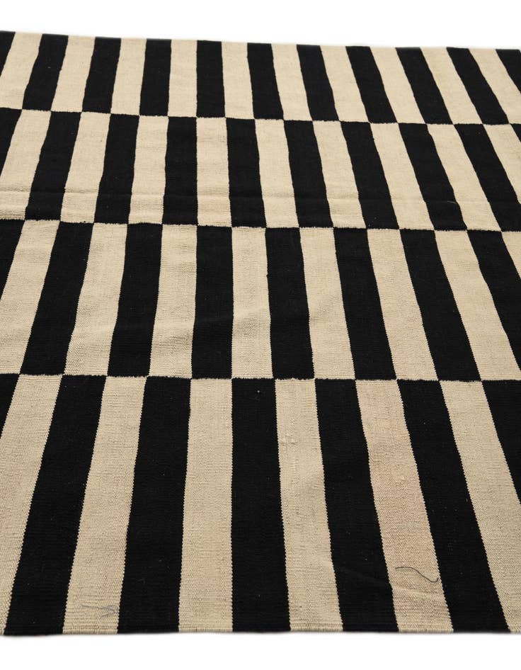 Detail image of  6' 7 x 9' 9  Hand Woven Kilim Modern Wool Rug