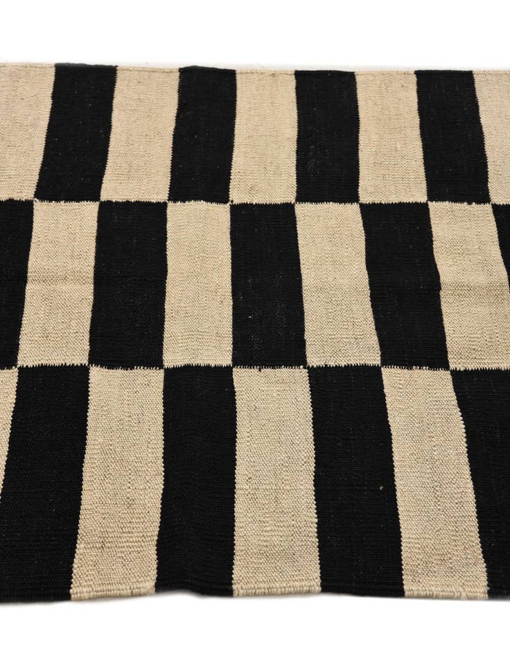 Detail image of  2' 8 x 3' 10  Hand Woven Kilim Modern Wool Rug