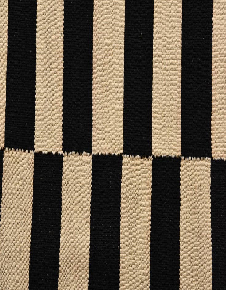 Detail image of  2' 7 x 3' 9  Hand Woven Kilim Modern Wool Rug