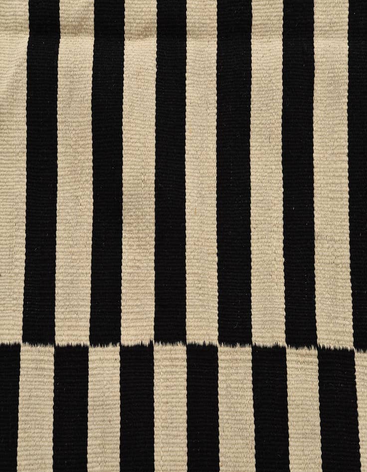 Detail image of  6' 4 x 9' 10  Hand Woven Kilim Modern Wool Rug