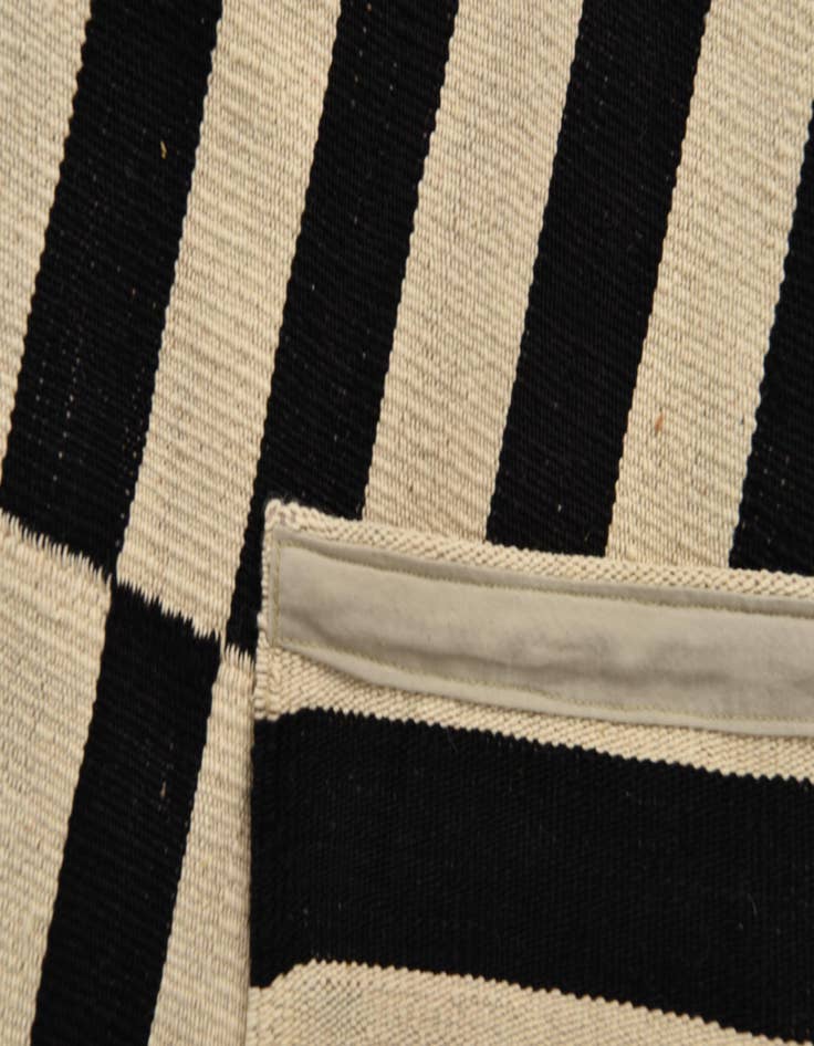 Detail image of  6' 4 x 9' 10  Hand Woven Kilim Modern Wool Rug