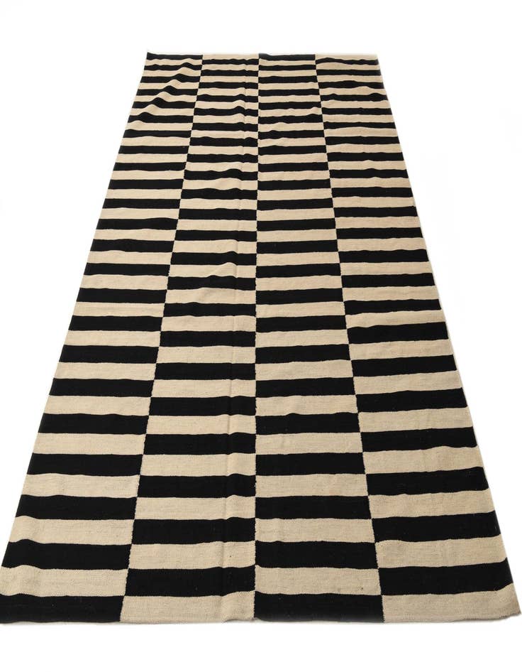 Detail image of  6' 6 x 9' 10  Hand Woven Kilim Modern Wool Rug