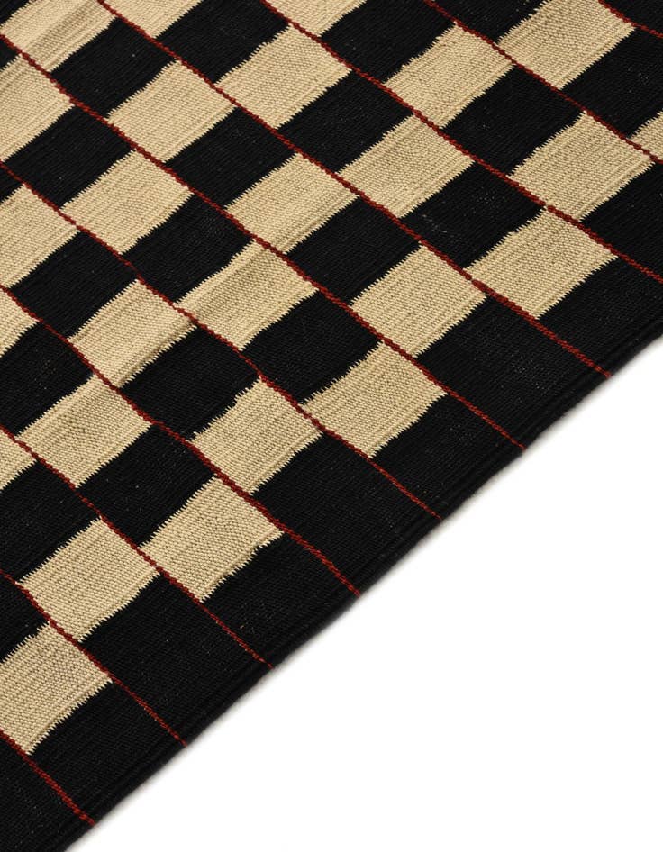 Detail image of  4' 9 x 6' 2  Hand Woven Kilim Modern Wool Rug