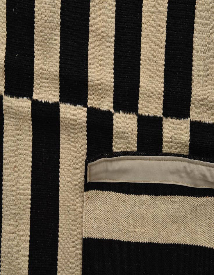 Detail image of  8' 3 x 10' 9  Hand Woven Kilim Modern Wool Rug