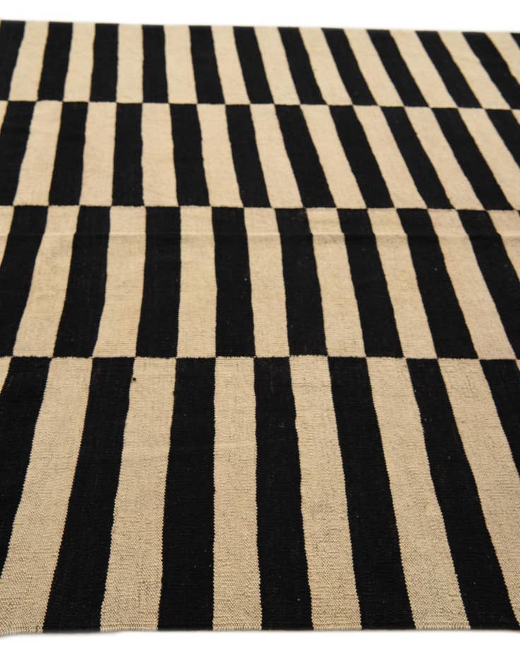 Detail image of  6' 9 x 9' 9  Hand Woven Kilim Modern Wool Rug