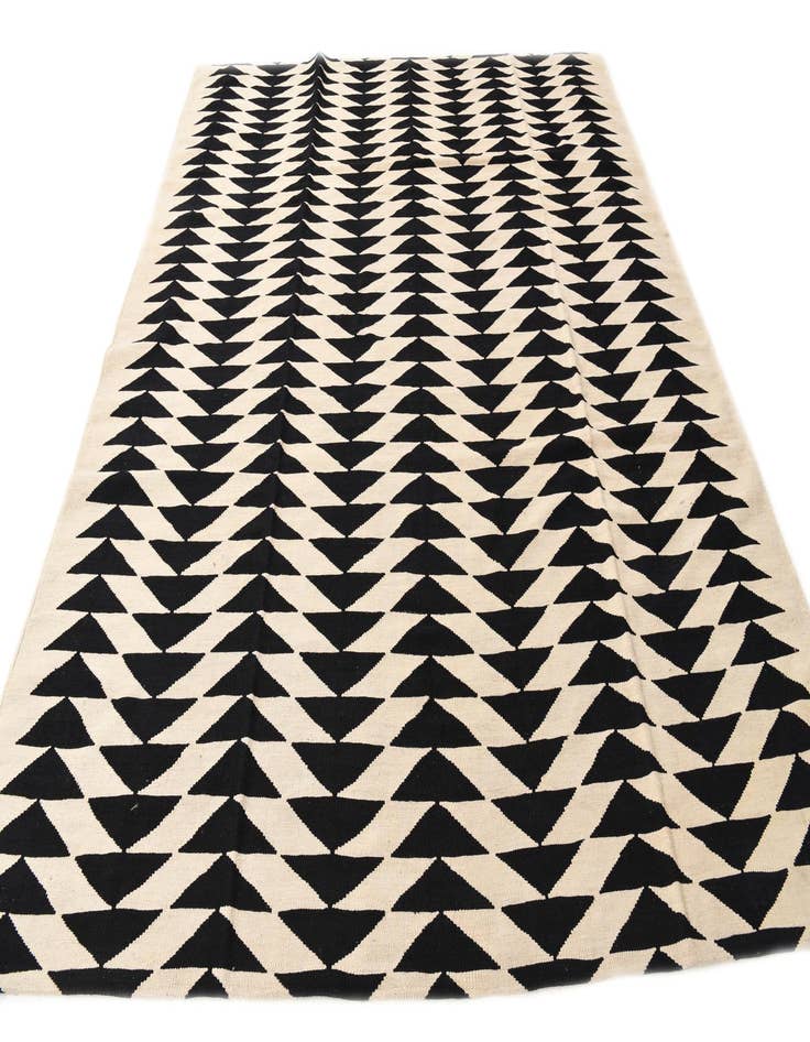 Detail image of  8' 3 x 10'  Hand Woven Kilim Modern Wool Rug