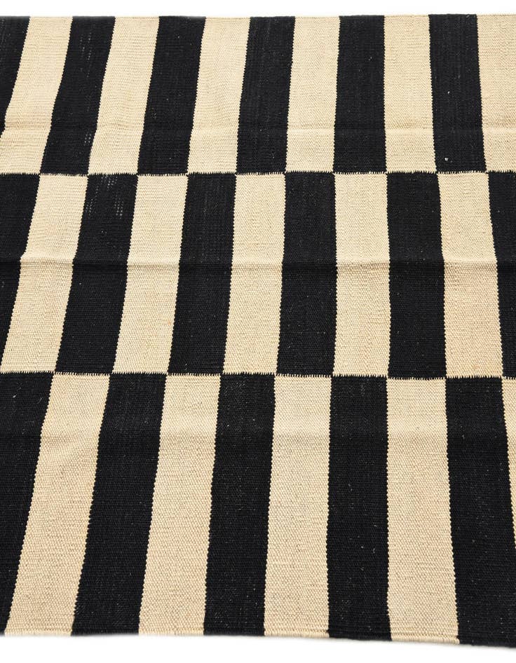 Detail image of  3' 4 x 4' 10  Hand Woven Kilim Modern Wool Rug